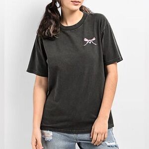 S Empyre Bows N’ Heart Black Wash T-Shirt